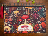 Vintage mushroom hand/makeup bag