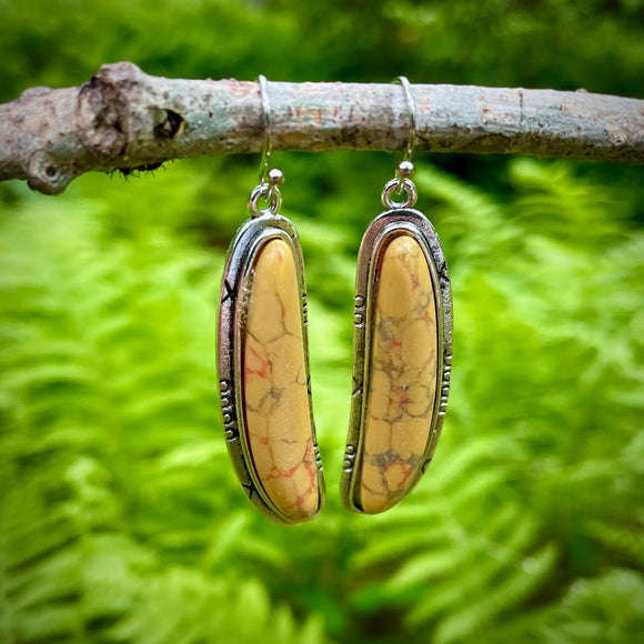 JEWELRY: Vintage Yellow Stone Earrings